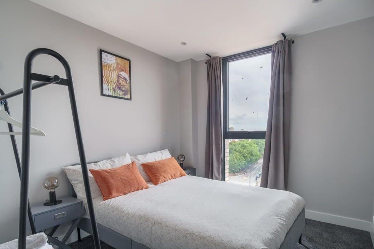 Fantastic 3 Bedroom Manchester Apartment Extérieur photo